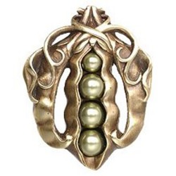 Notting Hill NHK-150 Pearly Peapod Knob 1-5/8 w x 2 h