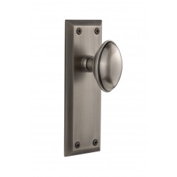 Grandeur Fifth Avenue Long Plate w/ Eden Prairie Knob