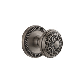 Grandeur Newport Rosette w/ Windsor Knob