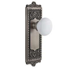 Grandeur Windsor Long Plate w/ Hyde Park knob