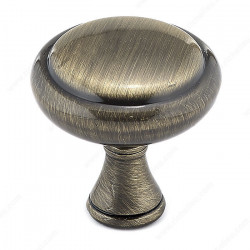Richelieu BP79032 Traditional Metal Knob