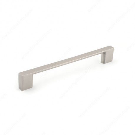 Richelieu H83101 Modern Metal Pull