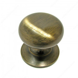 Richelieu BP39313 Traditional Brass Knob