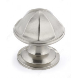 Richelieu BP501281 Modern Brass Knob